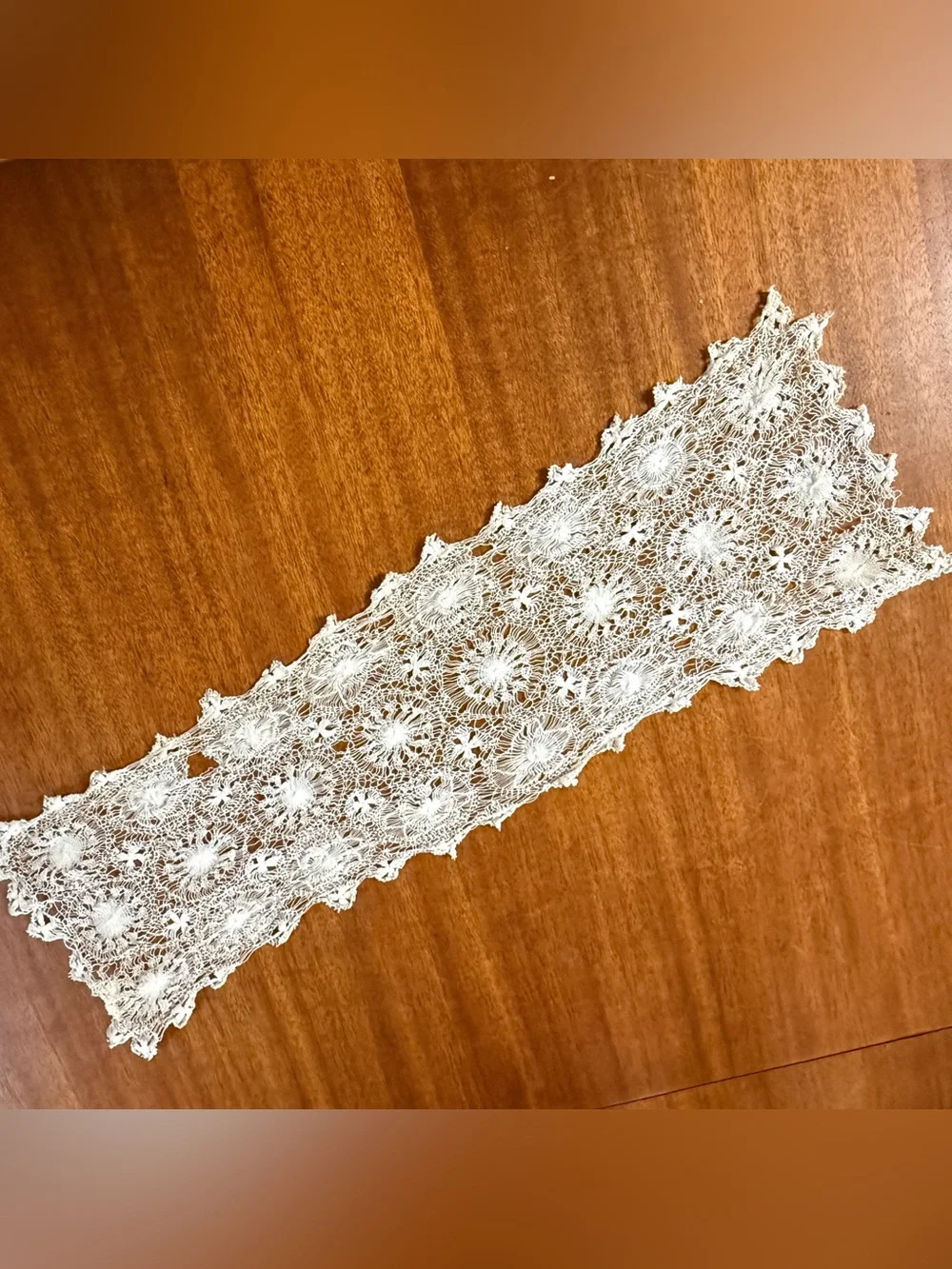 Vintage Delicate Dainty Lace Off Antique White Runner 7” x 23”